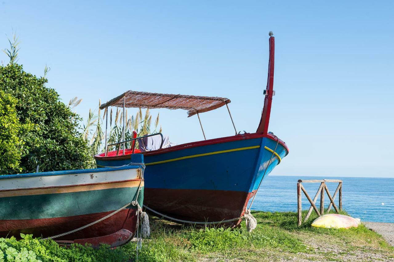 Cavalluccio Marino Mazzeo Buitenkant foto